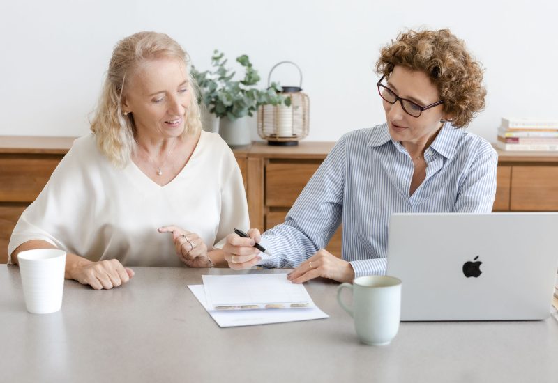 helping a client to meal plan